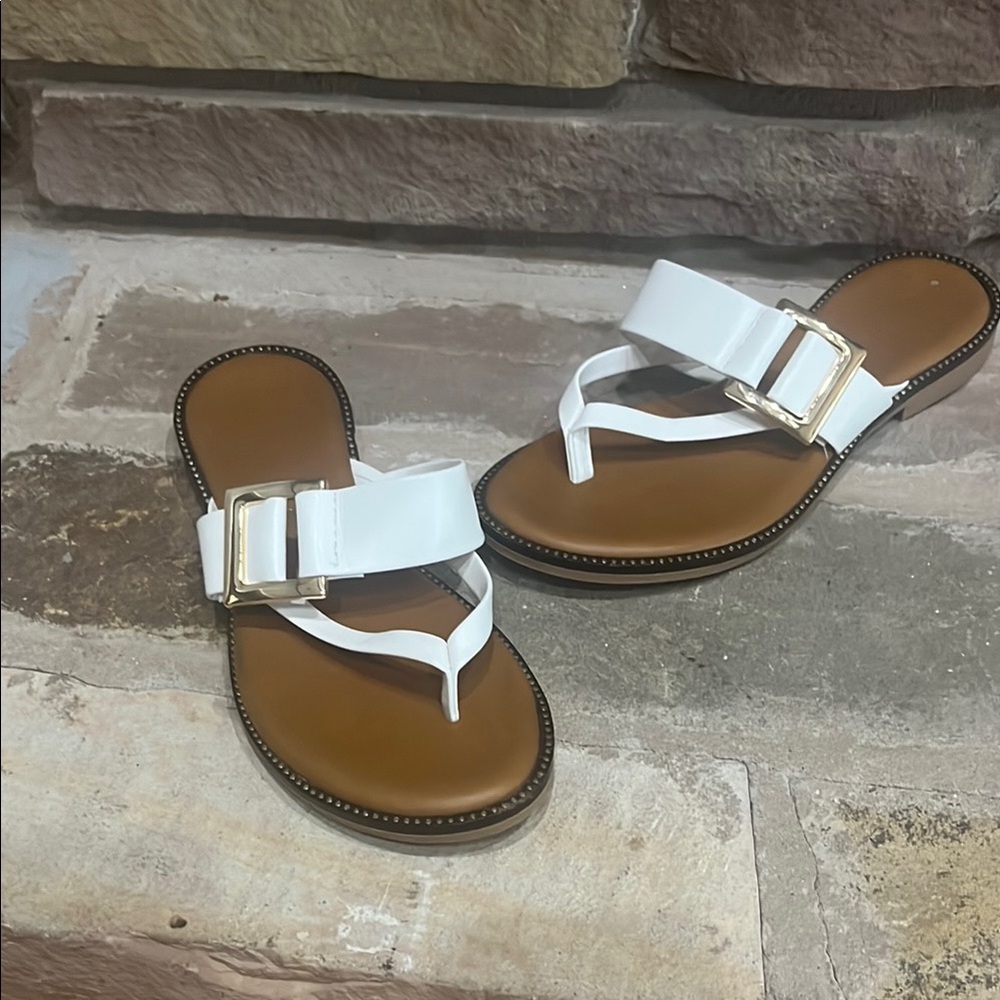 Elegant White Sandals with Gold Buckle